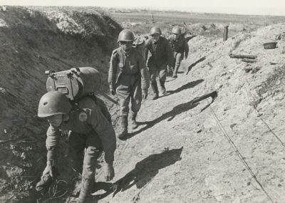 На передовой. Документальная фотография.